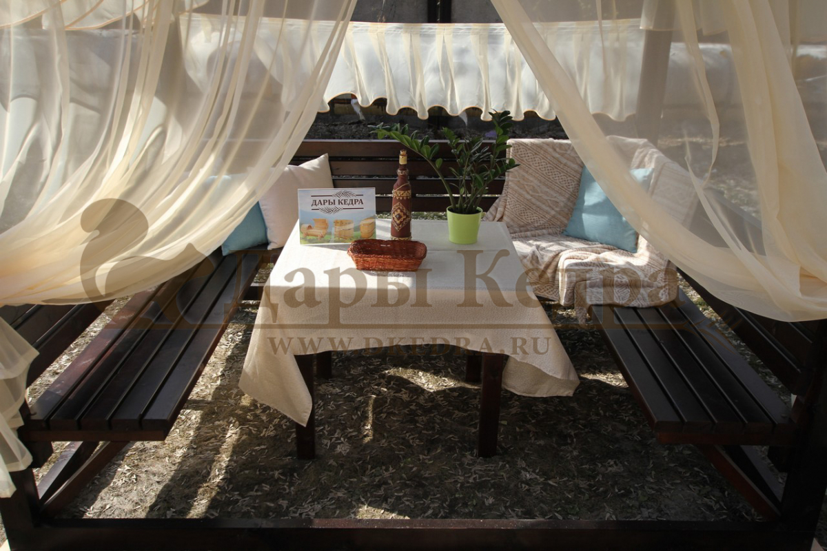 Беседка из дерева